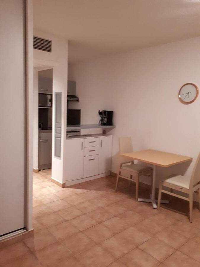 Gîte pour 2 personnes, avec piscine ainsi que jardin et terrasse à Mouans-Sartoux - 3