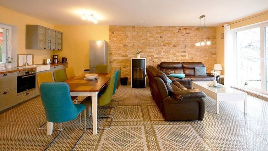 Ferienhaus für 8 Personen, mit Seeblick und Terrasse sowie Garten am Scharmützelsee