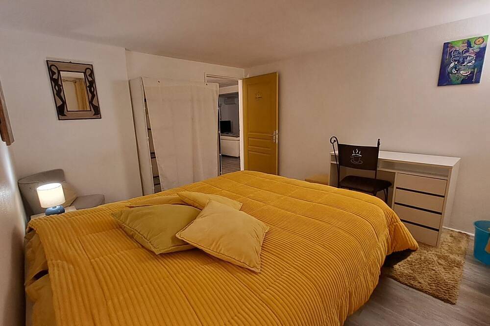 Appartement entier, Gite, le Cocon de Puypezac entre Nature et ville. Animaux bienvenus in Bergerac, Périgord Pourpre