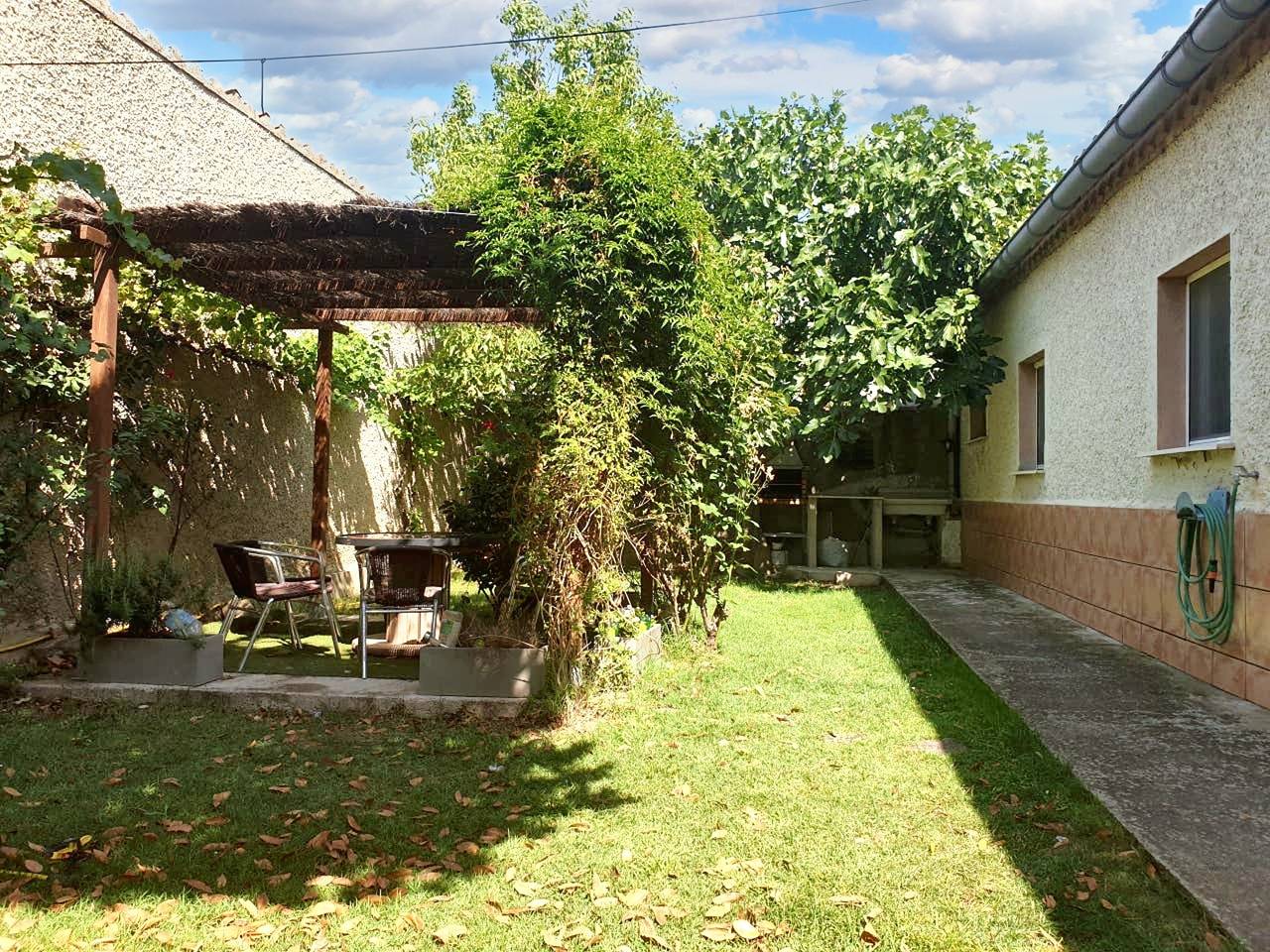 Charmantes Haus in Rada mit eingezäuntem Garten in Murillo el Cuende, Navarra Provinz