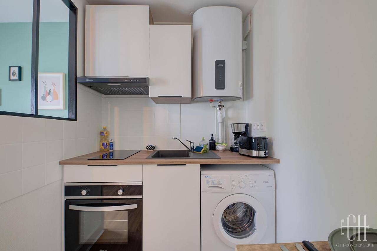 Appartement entier, One-Bedroom Apartment in Joué-lès-Tours, Région de Tours