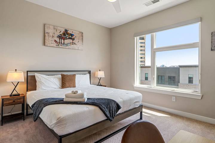 Vacation rental for 7 people, with terrace and pool, with pets in Indiana