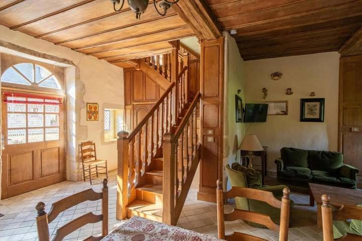 Location de vacances pour 8 personnes, avec jardin et terrasse à Saint-Martin-des-Entrées - 2