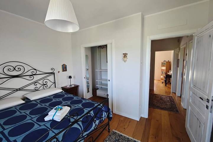 Beautiful villa a few kilometers from Florence and the Florentine hills in Signa, Provincia de Prato
