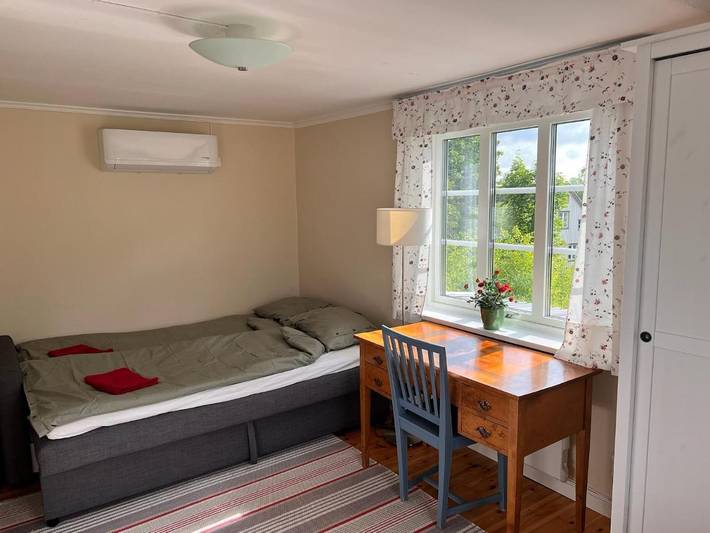 Ferienwohnung für 2 Personen, mit Garten und Ausblick