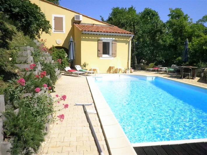 Villa pour 7 personnes, avec Terrasse et Piscine dans la Drôme