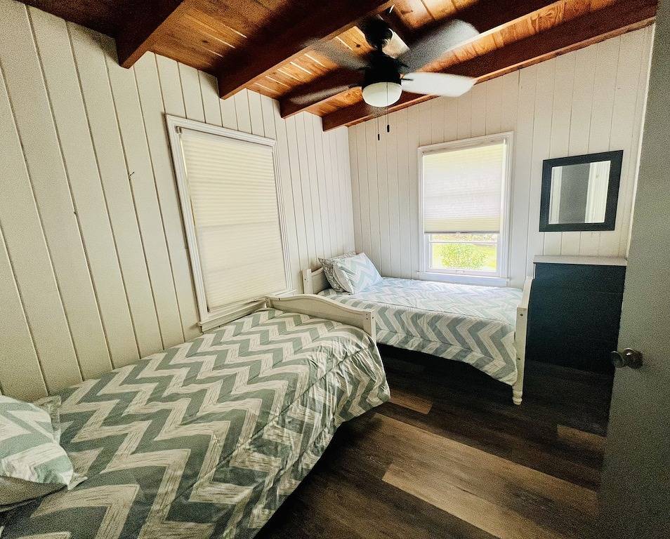 Lake Front Cabin mit abgeschirmter Veranda und persönlicher Anlegestelle - Renoviert in Lake Martin