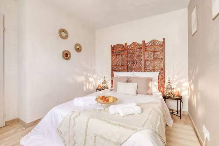 Apartamento entero, Coeur d'Atlas Spacious apartment 1mn from Torcy Rer A & regional bus station in Sena y Marne