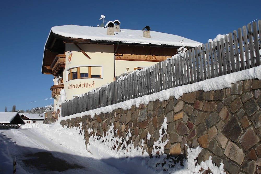 Ganze Wohnung, Ferienwohnung\" Latemar \" mit traumhaften Blick auf die Berge und in ruhiger Lage in Deutschnofen (Bozen), Deutschnofen