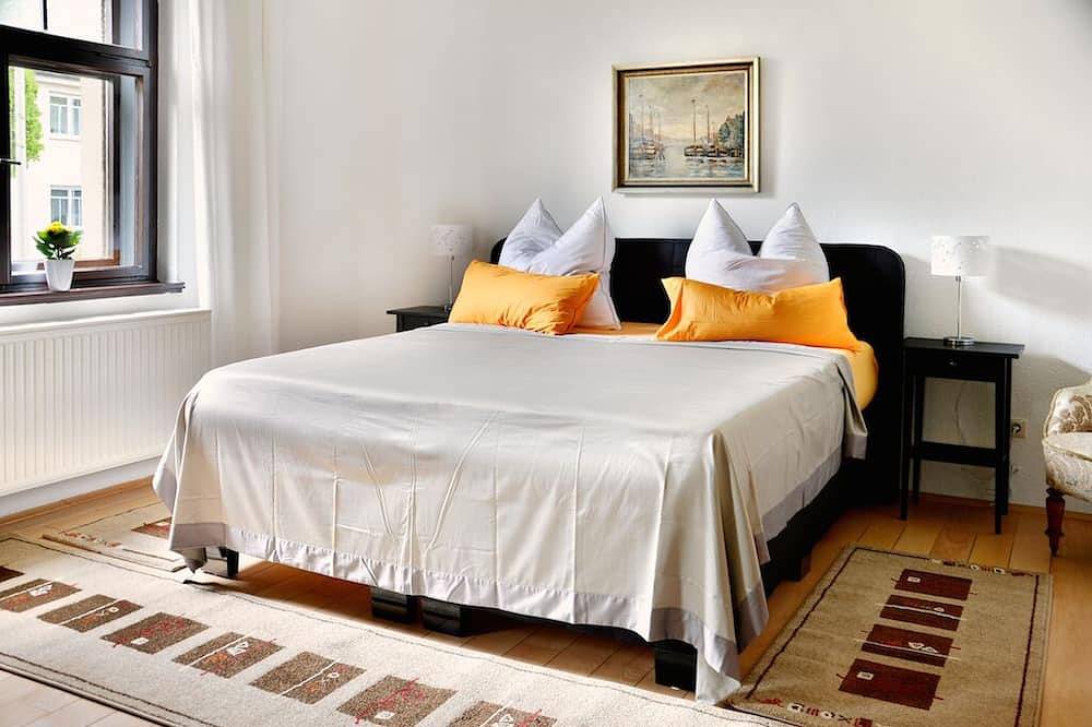 Ganze Wohnung, Stilvolle 5* Ferienwohnung im Musikerviertel auf 110qm in Radebeul, Meißen Region