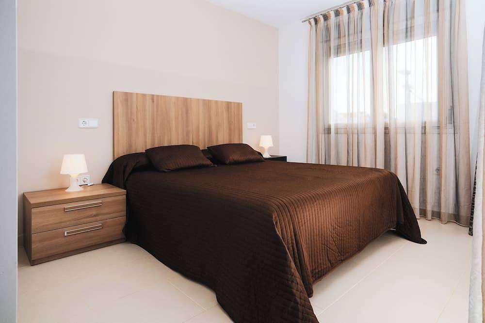 Villa With Private Pool in Pilar de la Horadada, Costa Blanca