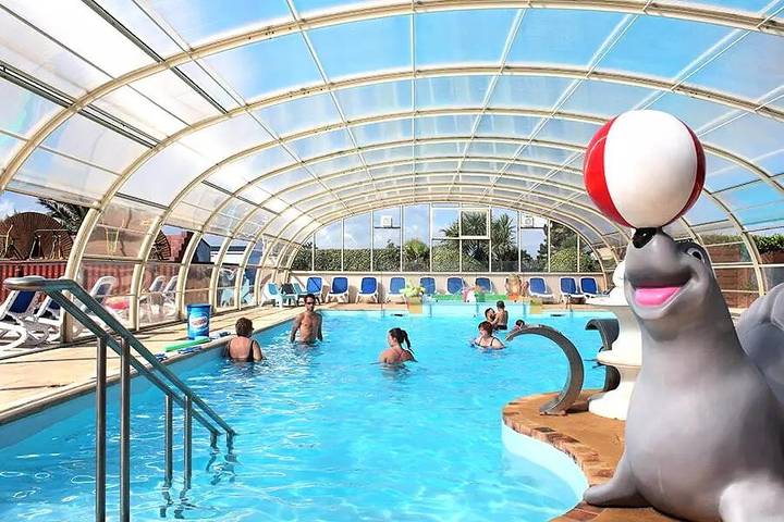 Camping pour 5 personnes, avec piscine ainsi que sauna et terrasse, animaux acceptés dans la Manche - 3