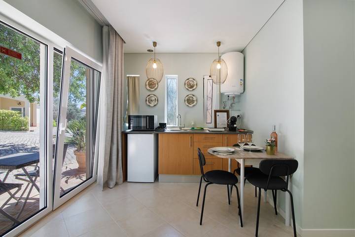 Excellent Independent Studio Suite in Loulé (São Clemente), Faro Distrikt