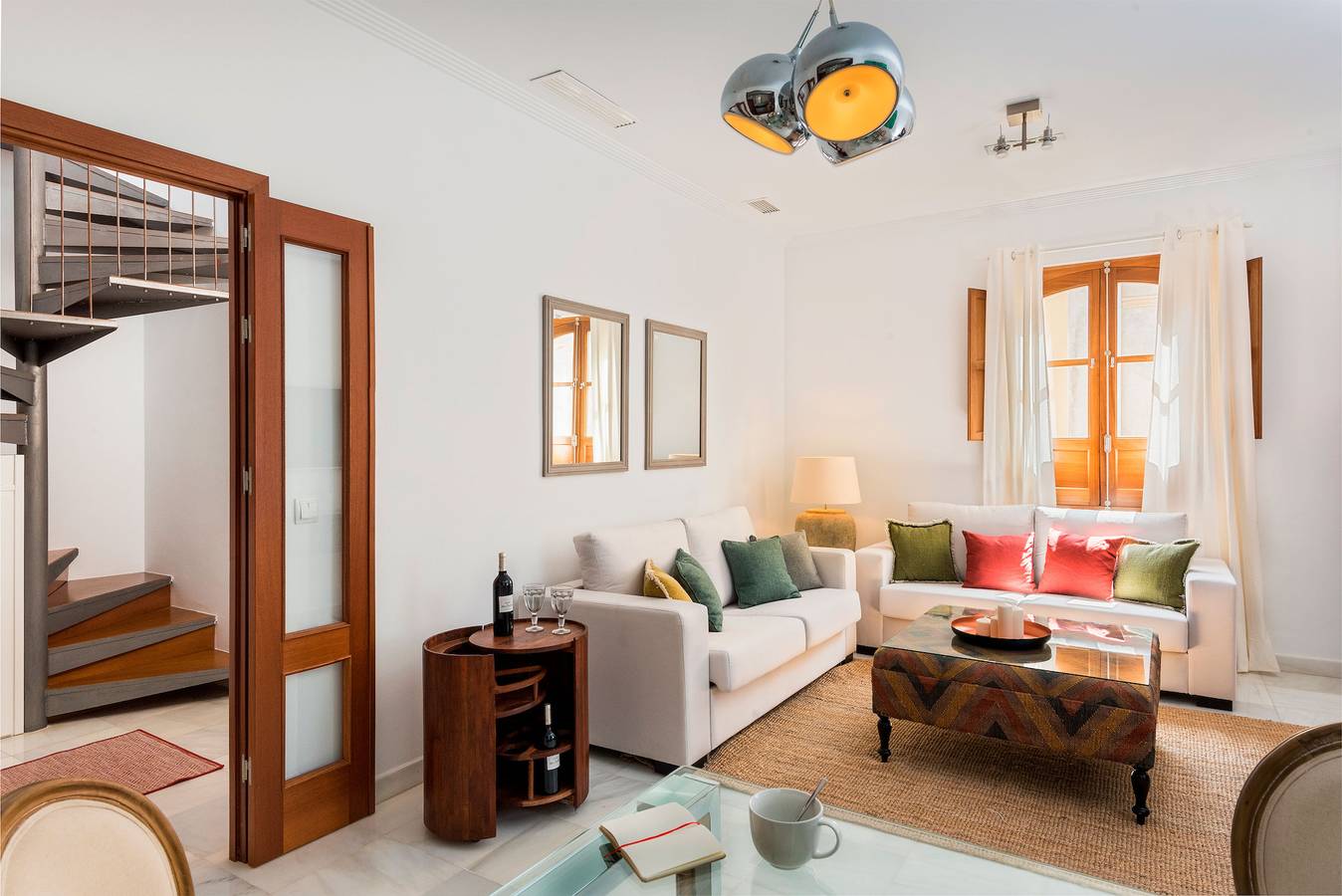 Geheel appartement, Vakantieappartement voor 6 personen met terras in Casco Antiguo, Sevilla