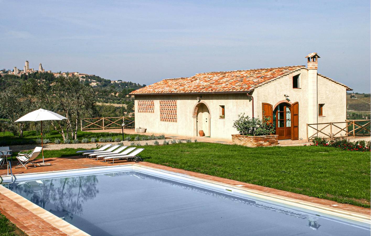 Luxuriöse Wohnung mit Pool und Garten, WiFi, Parkplatz - Montauto 2km in San Gimignano, Siena Provinz