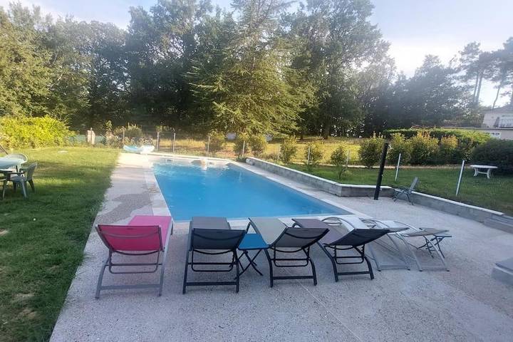 Casa de vacaciones para 6 personas, con piscina además de vistas y jardín, Se admiten mascotas - 1