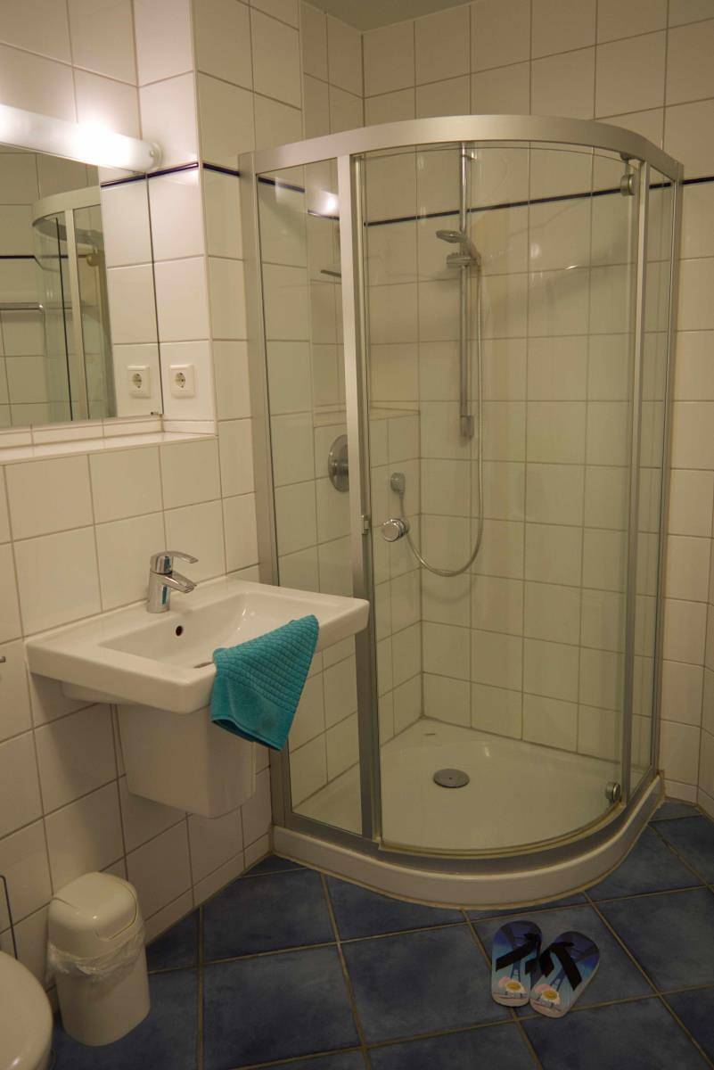 Ganze Ferienwohnung, Inselblume 01 - Ferienwohnung mit Meerblick und Balkon am Südstrand in Ostfehmarn, Fehmarn