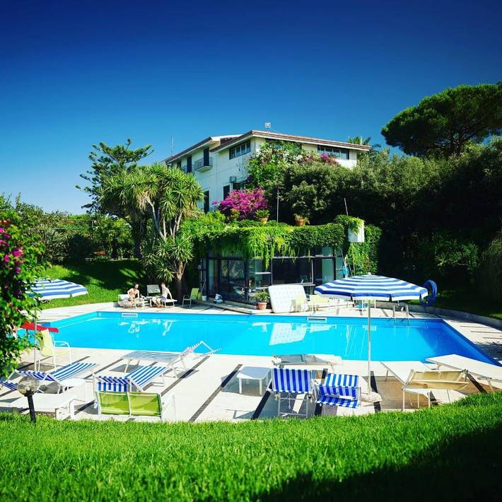 Location de vacances pour 2 personnes, avec sauna et piscine ainsi que jardin et vue à Torre del Greco - 3