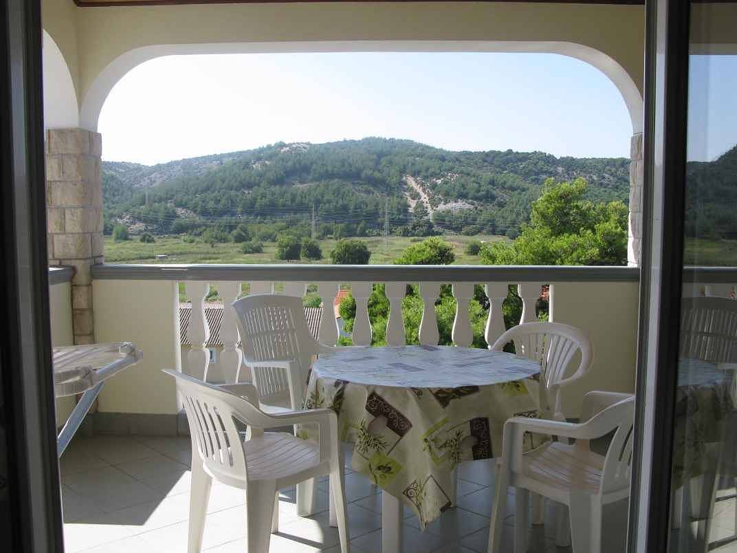 Entire holiday apartment, Holiday apartment with air conditioning  in Lopar, Rab