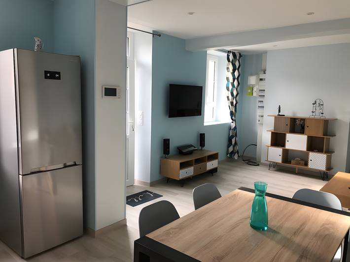Maison de vacances 'Gîte Au 24' avec terrasse privée, Wi-Fi et climatisation in Villiers-Louis, Yonne