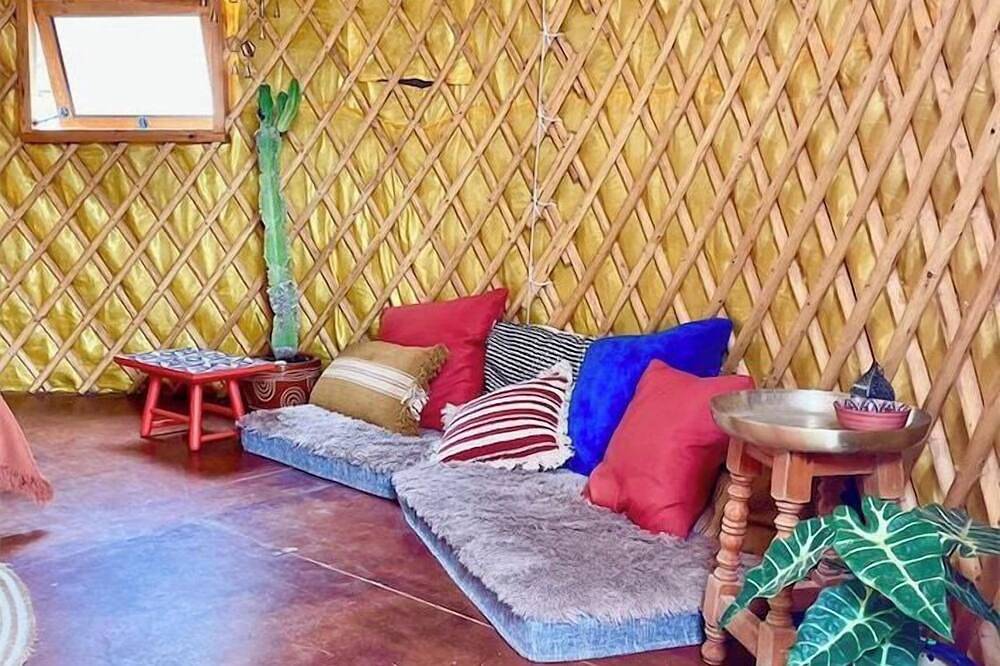 Co-Living at Casa Cocolores in Villaverde, La Oliva