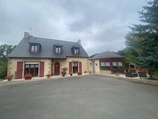Gîte pour 3 personnes, avec Terrasse et Jacuzzi ainsi que Jardin et Vue à Pleudihen-sur-Rance - 4