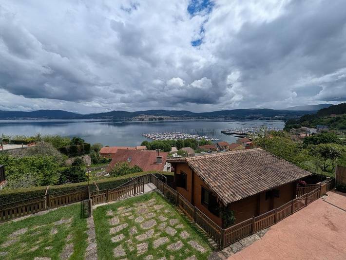 Aparthotel para 4 personas, con jardín y vistas en Provincia de Pontevedra - 2