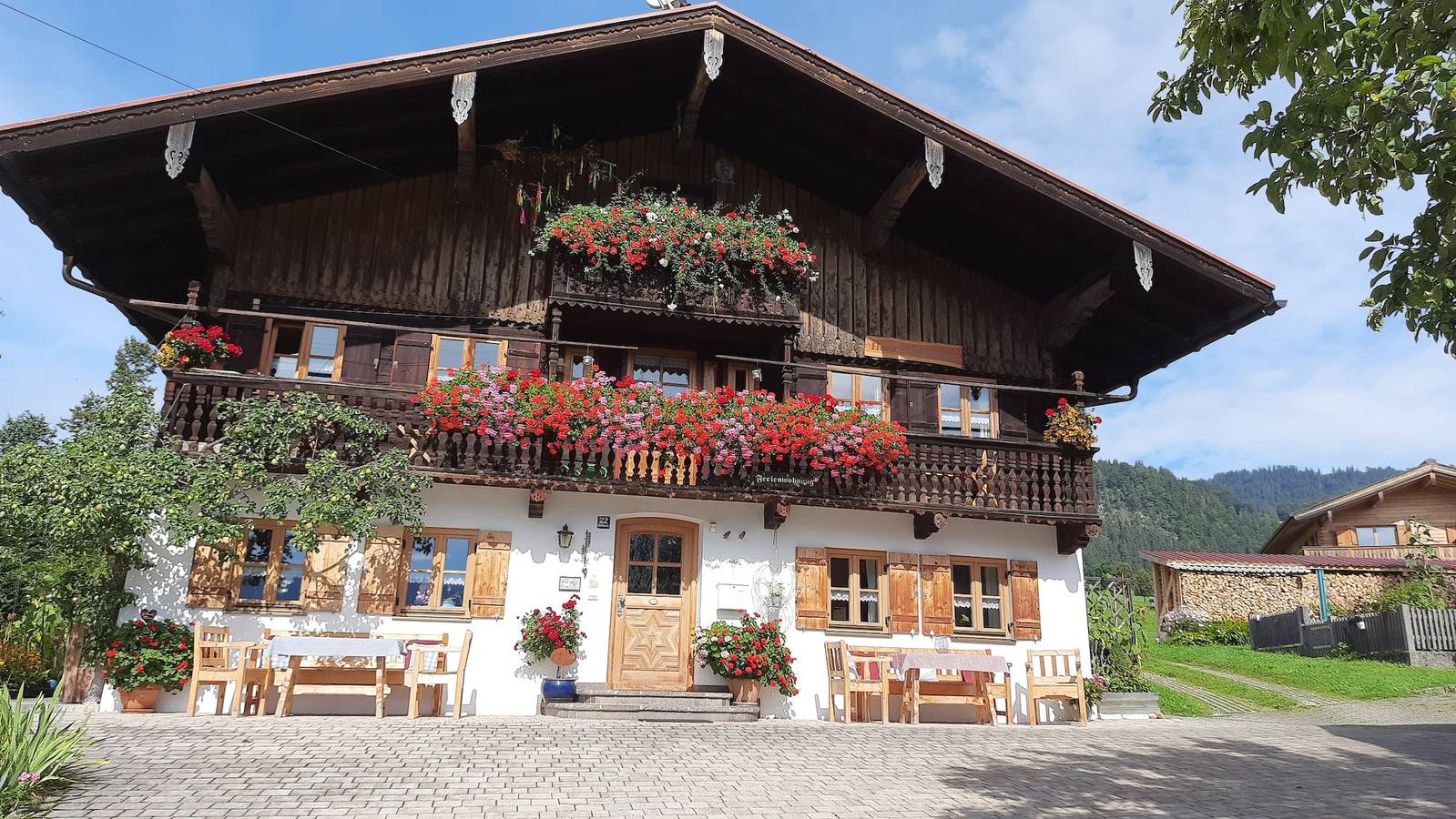 Ganze Ferienwohnung, Haus Simonbauer - Zwei-Raum-Wohnung Bergblick 35qm, Dusche/Wc, Extra-Schlafzimmer, Küche in Reit im Winkl, Bayerische Alpen