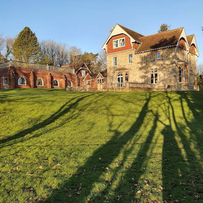 Ferienhaus für 16 Personen, mit Whirlpool und Garten sowie Pool, kinderfreundlich - 1