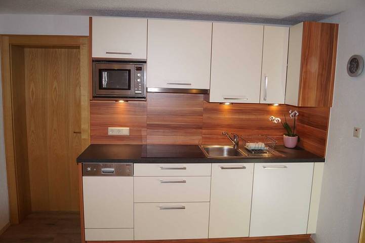 Ferienwohnung für 6 Personen, mit Garten in Ried im Oberinntal