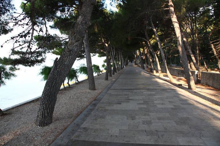 Villa pour 10 personnes, avec vue sur l’océan ainsi que piscine et jardin à Bol - 3