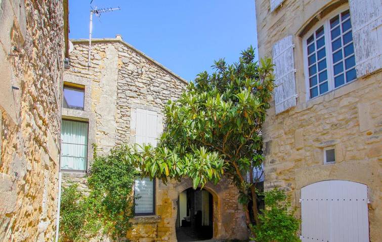 Location de vacances pour 4 personnes à Saint-Restitut