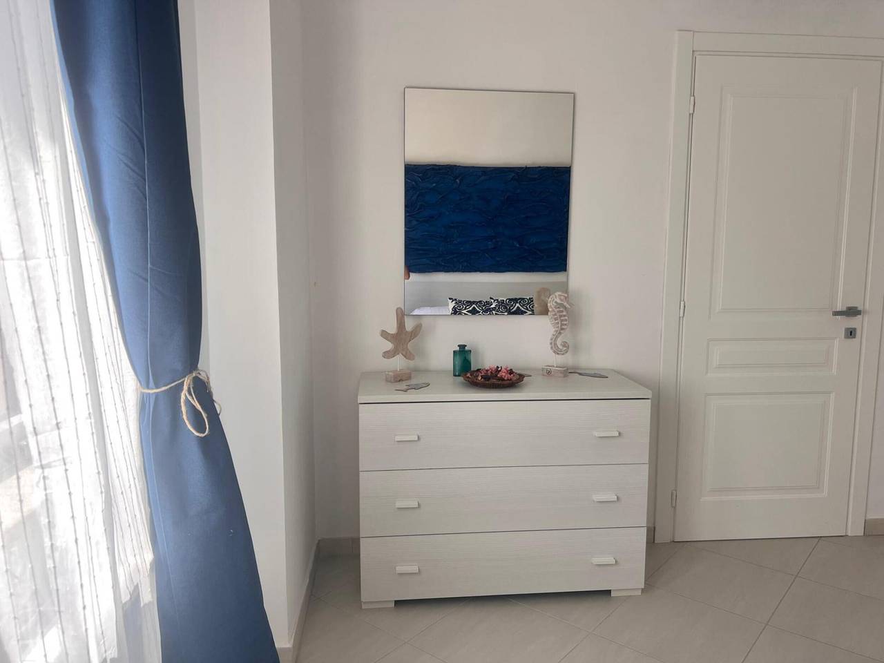 Apartamento entero, Apartamento con terraza y vistas al lago in Alvignano, Provincia de Caserta