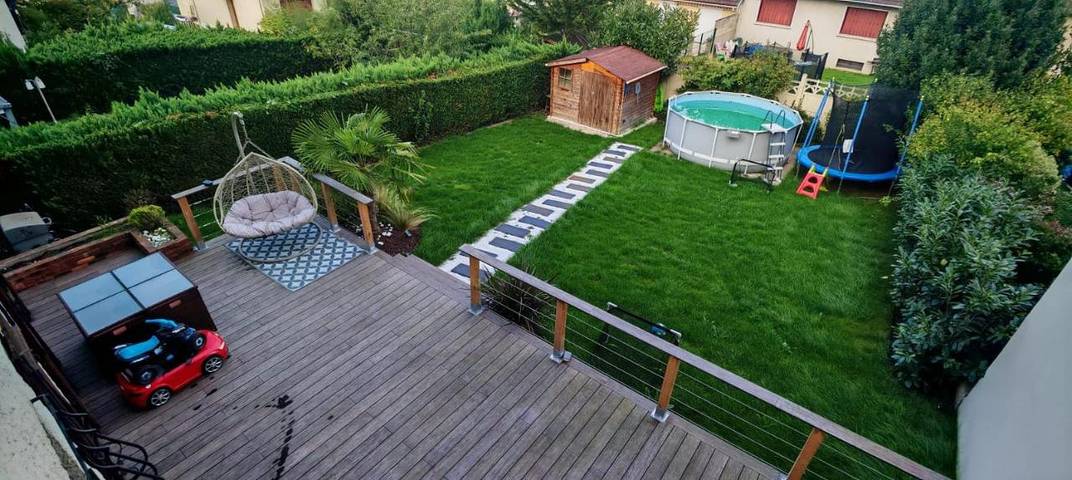 Location de vacances pour 5 personnes, avec terrasse et piscine à Coubron - 3