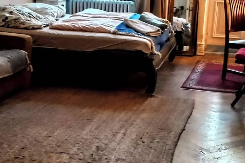 Ganze Wohnung, Altbauwohnung nahe Kudamm in Charlottenburg Berlin, Berlin