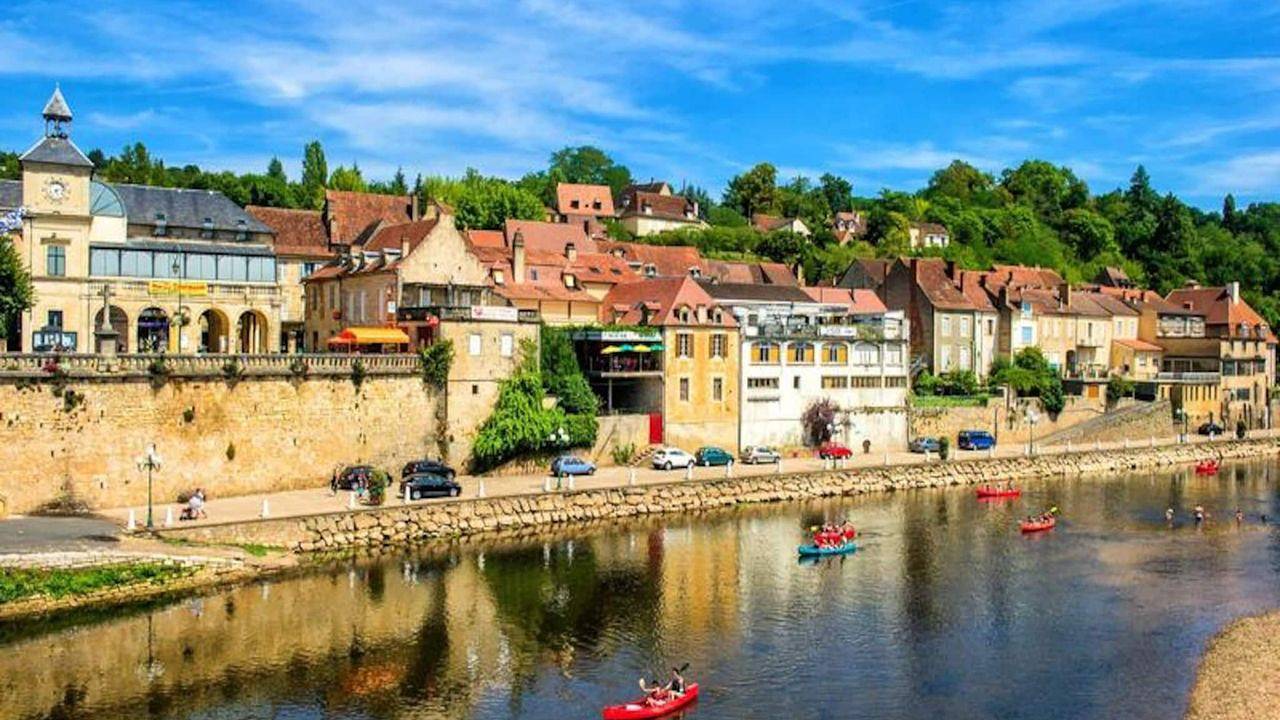 Entire holiday apartment, Ferienwohnung für 6 Personen (35 m²) in Le Bugue, Périgord Noir