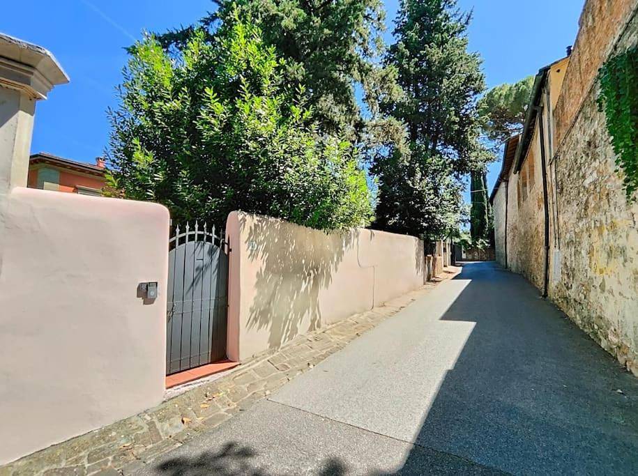 One-Bedroom Villa in Comune di Galuzzo (1861-1865), Florenz