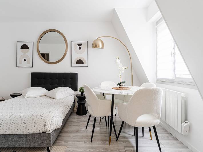 Holiday rental for 3 people, with pool in Deauville