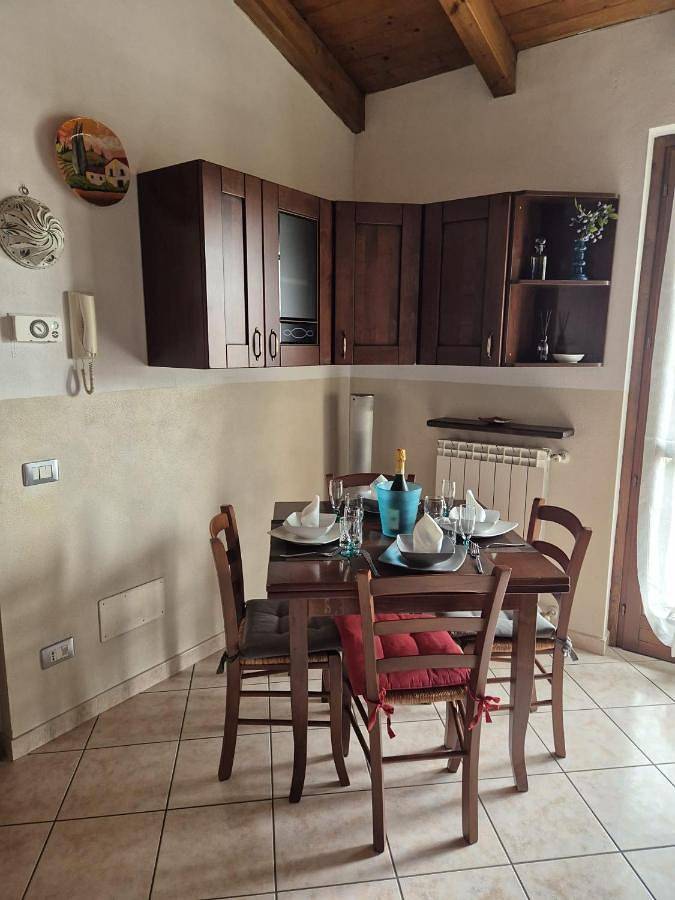 Gîte pour 2 personnes, avec vue et balcon à Nizza Monferrato - 4