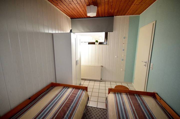 Vacation home for max. 4 guests directly behind the dike in Tossens, Butjadingen