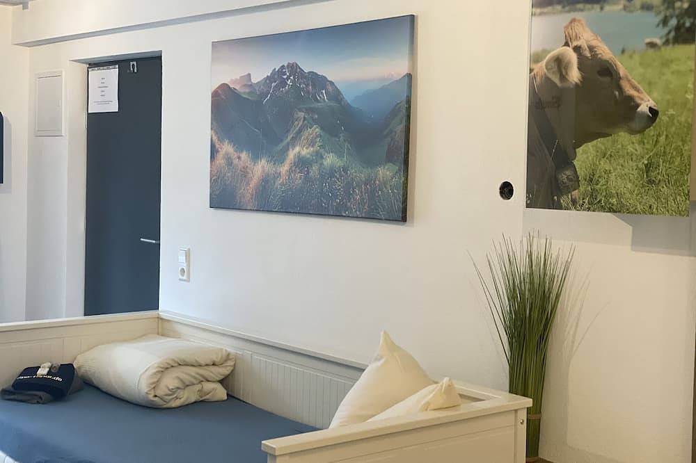 Ganze Wohnung, Zentrale 1-zw neu Renoviert in Stuttgart, Stuttgart Region