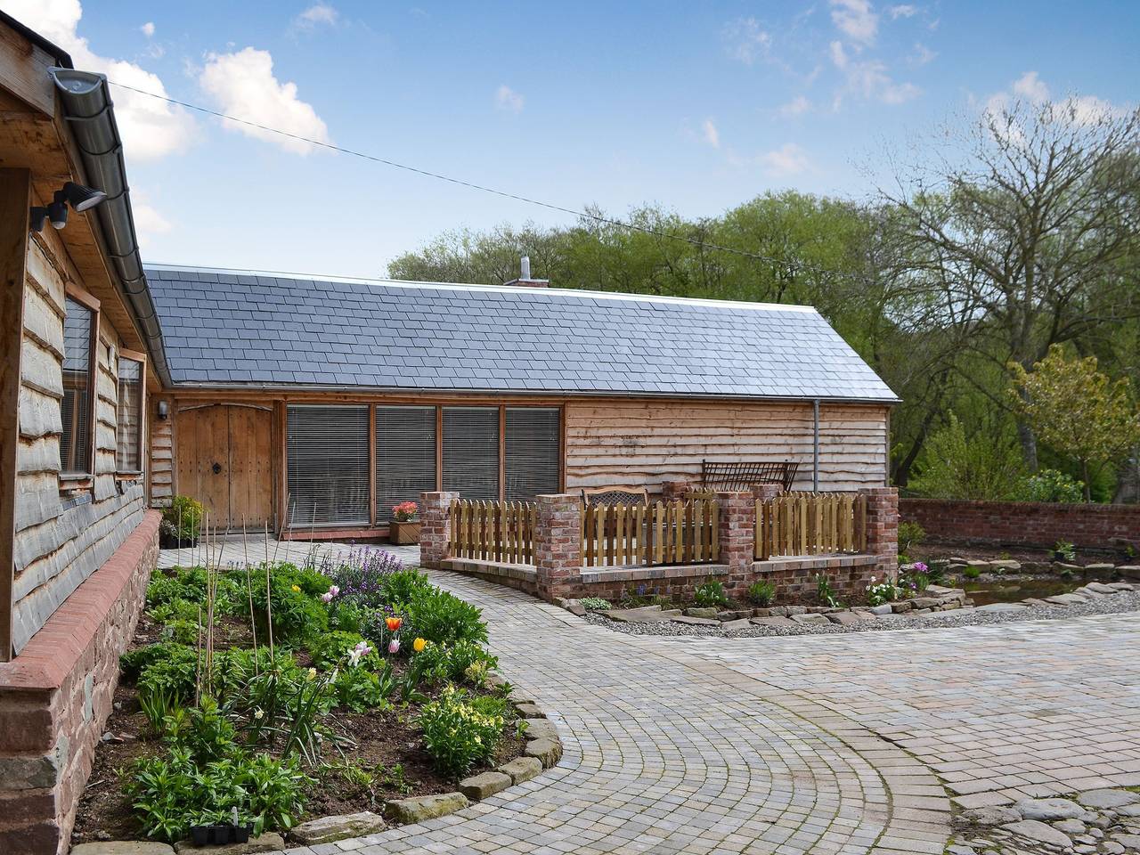 Log Cabin for 4 People in Herefordshire, West Midlands