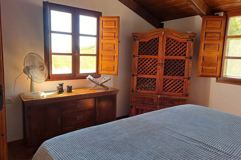 Apartamento rural con vistas a la montaña y piscina compartida in Montefrío, Provincia de Granada
