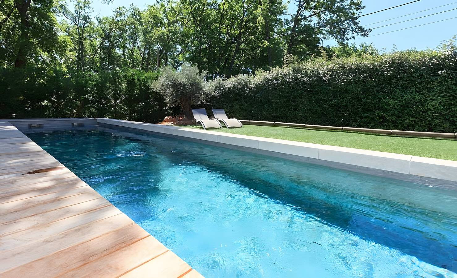 Holiday Home 'Gîte Avec Piscine Pour 2 Personnes' with Private Pool, Wi-Fi and Air Conditioning in Roussillon, Parc naturel régional du Luberon