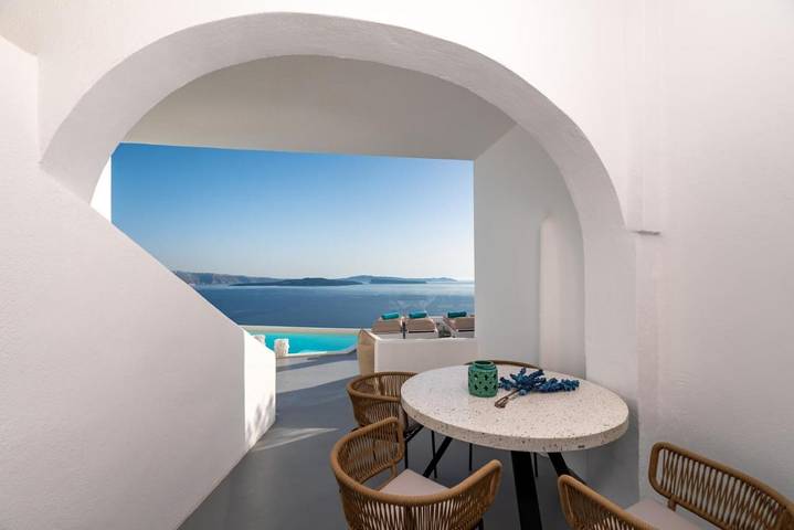 Appart’hôtel pour 4 personnes, avec balcon ainsi que piscine et jacuzzi