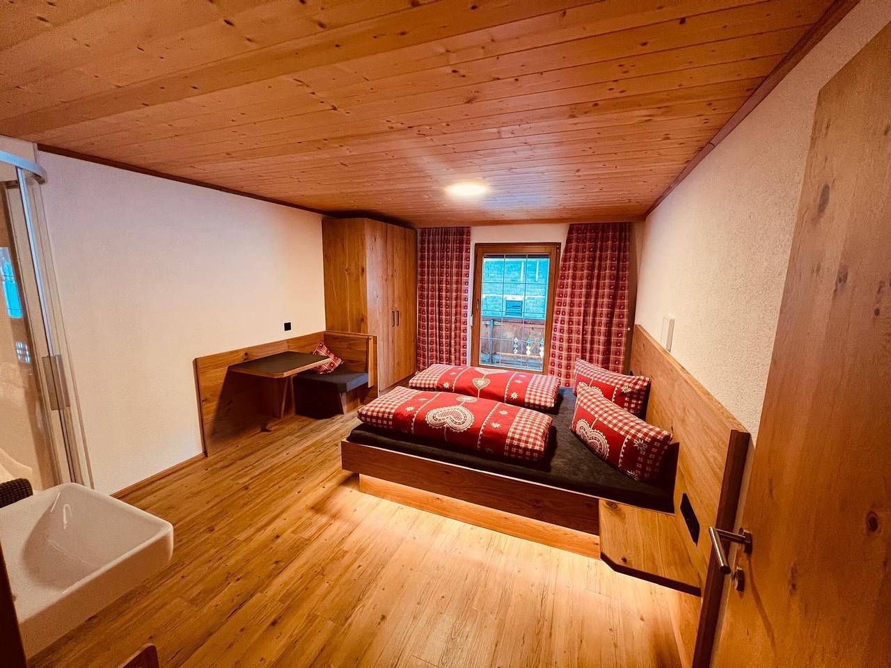 Ganze Ferienwohnung, Ferienhaus Beate in Hägerau, Steeg