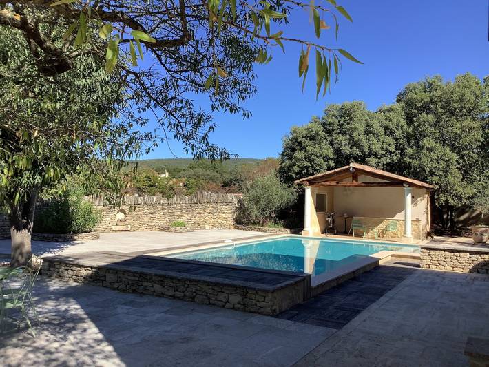 Casa di campagna 'Mas Les Coutilles' con vista montagna, piscina privata e Wi-Fi in Cabrières-d'Avignon, Parco naturale regionale del Luberon