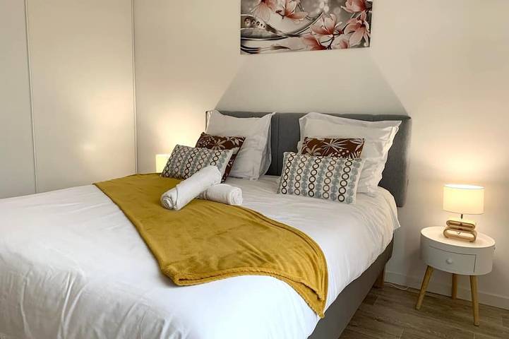 Entire apartment, Cosy, fully-equipped apartment just 15 minutes from Disneyland. in Montévrain, Seine-et-Marne