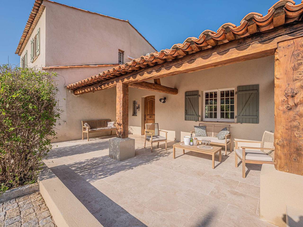 Apartamento vacacional entero, Charming Villa with Vineyard Views & Heated Pool – Le Plan de la Tour in Plan-de-la-Tour, Costa mediterránea (Francia)