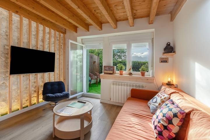 Casa Vacacional 'Verde & Mar' con Vistas al Mar, Jardín Privado y Wi-Fi in Islares, Castro Urdiales